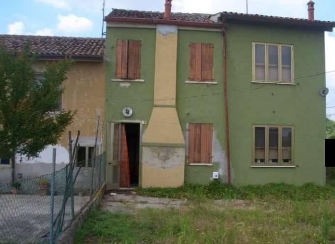 casa indipendente in vendita a Fiesso Umbertiano in zona Capitello