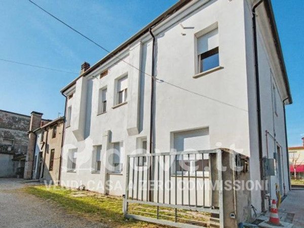 appartamento in vendita a Fiesso Umbertiano in zona Ospitaletto
