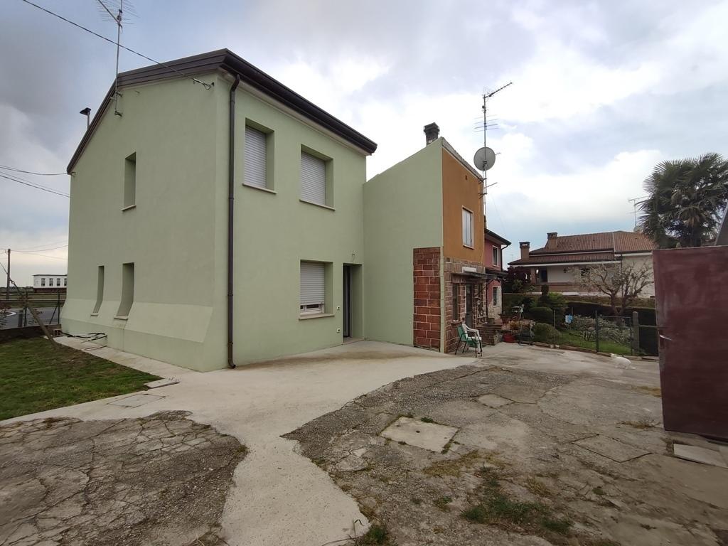 casa indipendente in vendita a Frassinelle Polesine