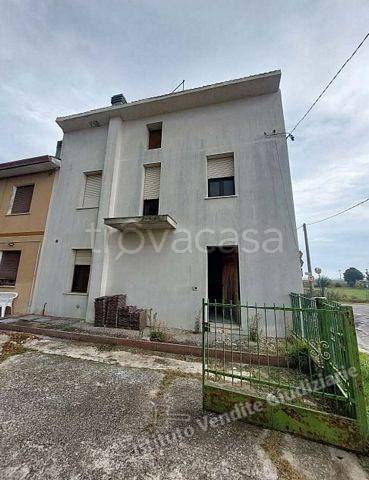 casa indipendente in vendita a Frassinelle Polesine