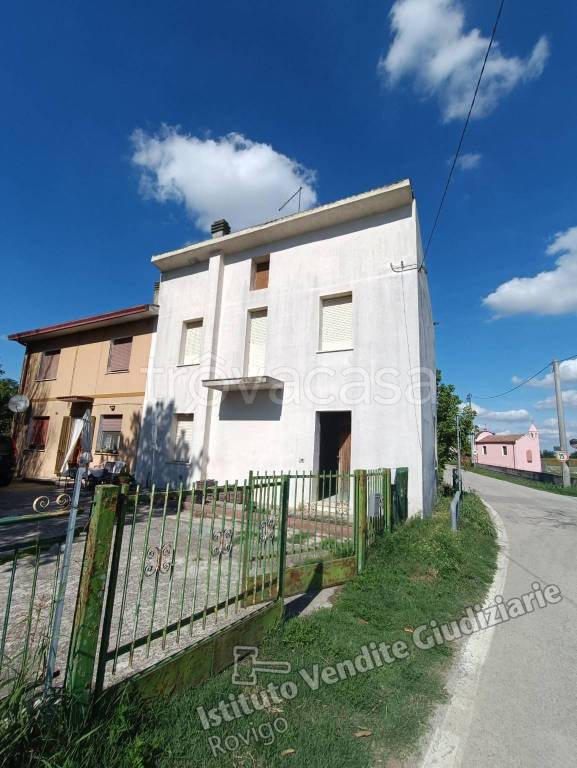 casa indipendente in vendita a Frassinelle Polesine