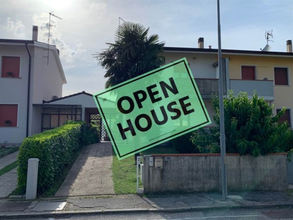 casa indipendente in vendita a Fratta Polesine