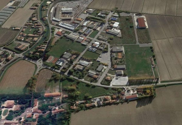 terreno edificabile in vendita a Fratta Polesine