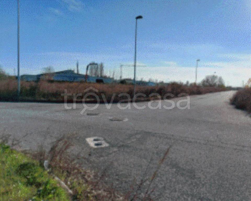 terreno edificabile in vendita a Fratta Polesine