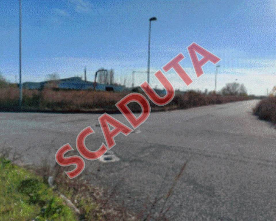 terreno edificabile in vendita a Fratta Polesine