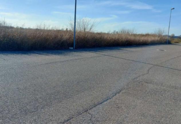 terreno edificabile in vendita a Fratta Polesine