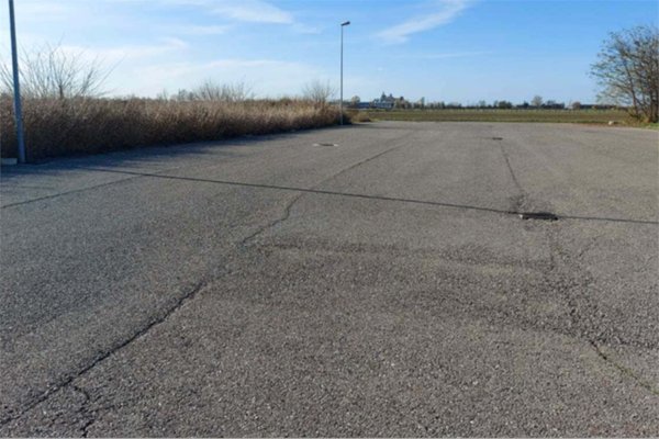 terreno edificabile in vendita a Fratta Polesine