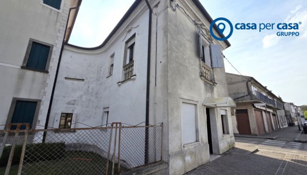 appartamento in vendita a Fratta Polesine