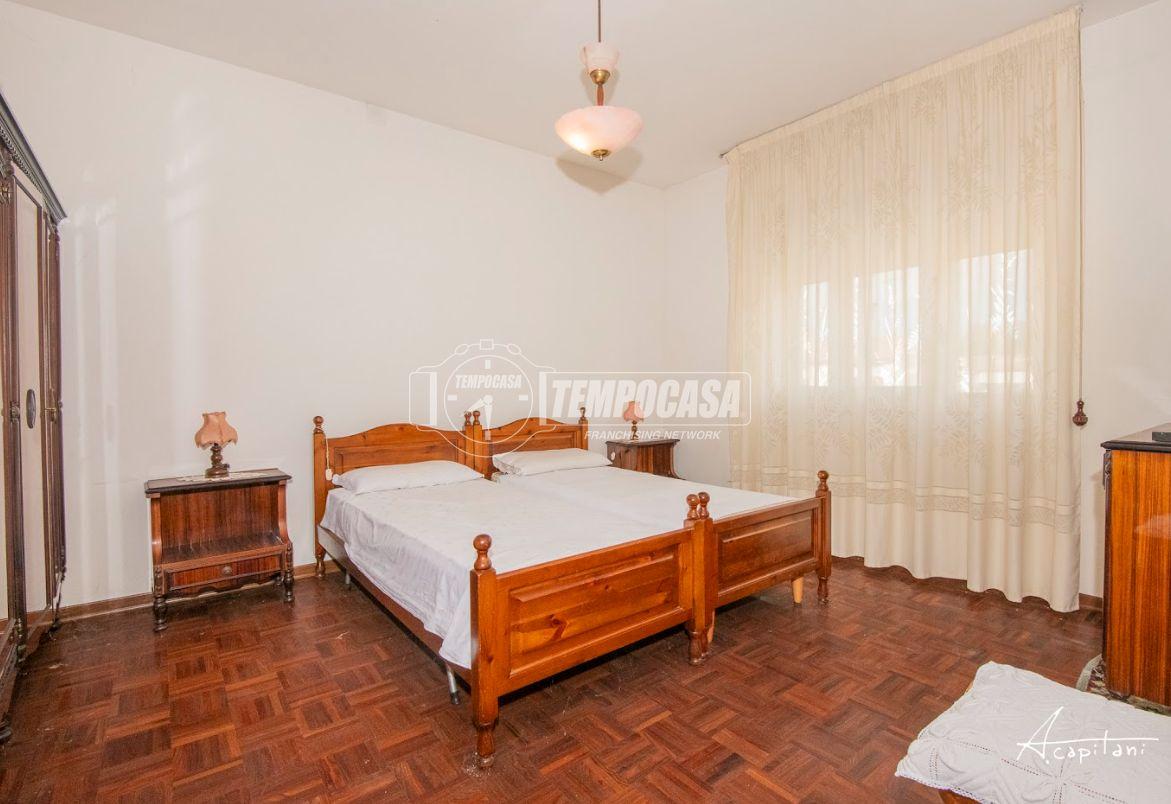 casa indipendente in vendita a Fratta Polesine