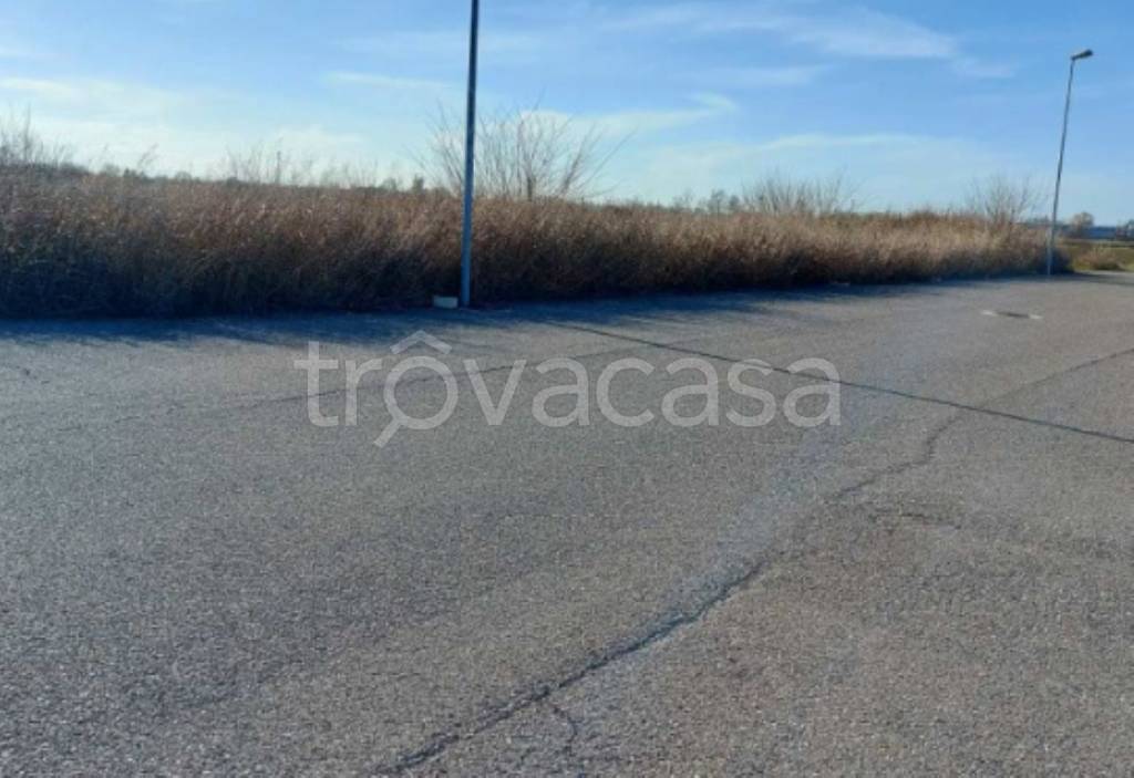 terreno edificabile in vendita a Fratta Polesine