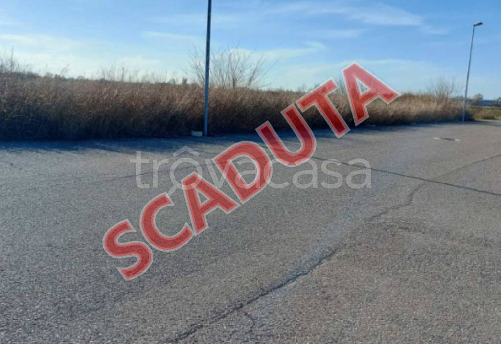 terreno edificabile in vendita a Fratta Polesine