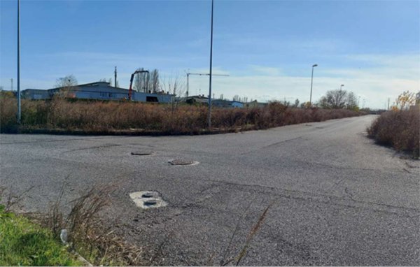 terreno edificabile in vendita a Fratta Polesine