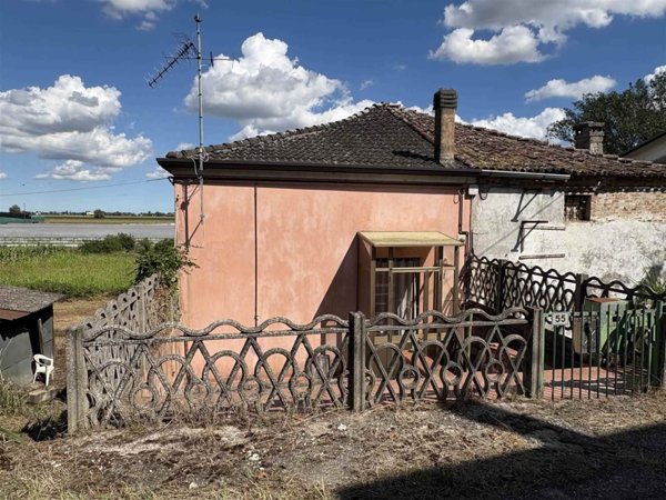 casa indipendente in vendita a Fratta Polesine