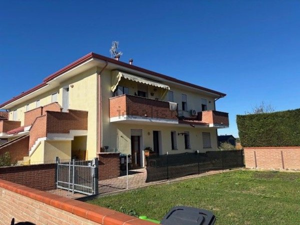 appartamento in vendita a Fratta Polesine in zona Ramedello