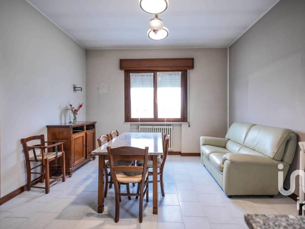 casa indipendente in vendita a Gaiba