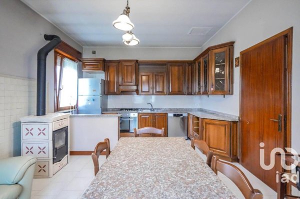 casa indipendente in vendita a Gaiba