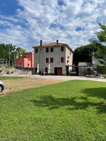 casa indipendente in vendita a Gavello