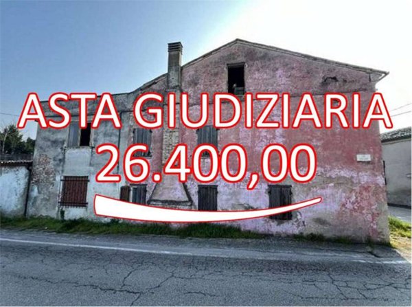 villa in vendita a Gavello