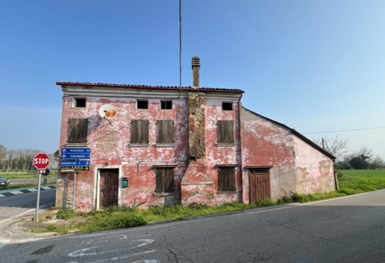 casa semindipendente in vendita a Gavello