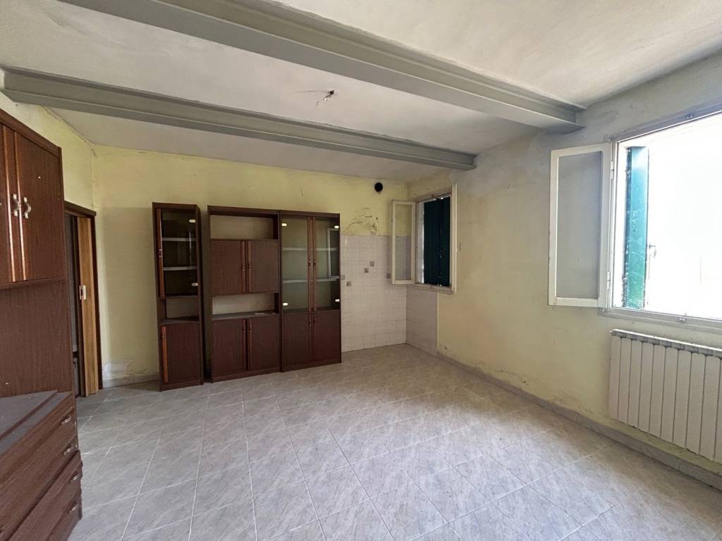 casa indipendente in vendita a Gavello