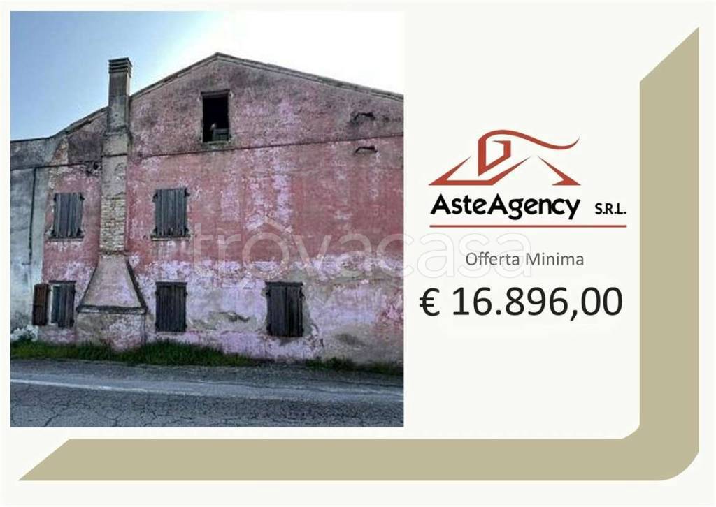 villa in vendita a Gavello