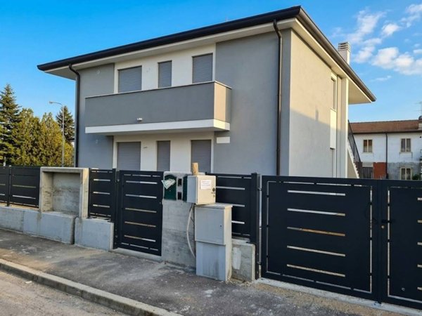 appartamento in vendita a Gavello