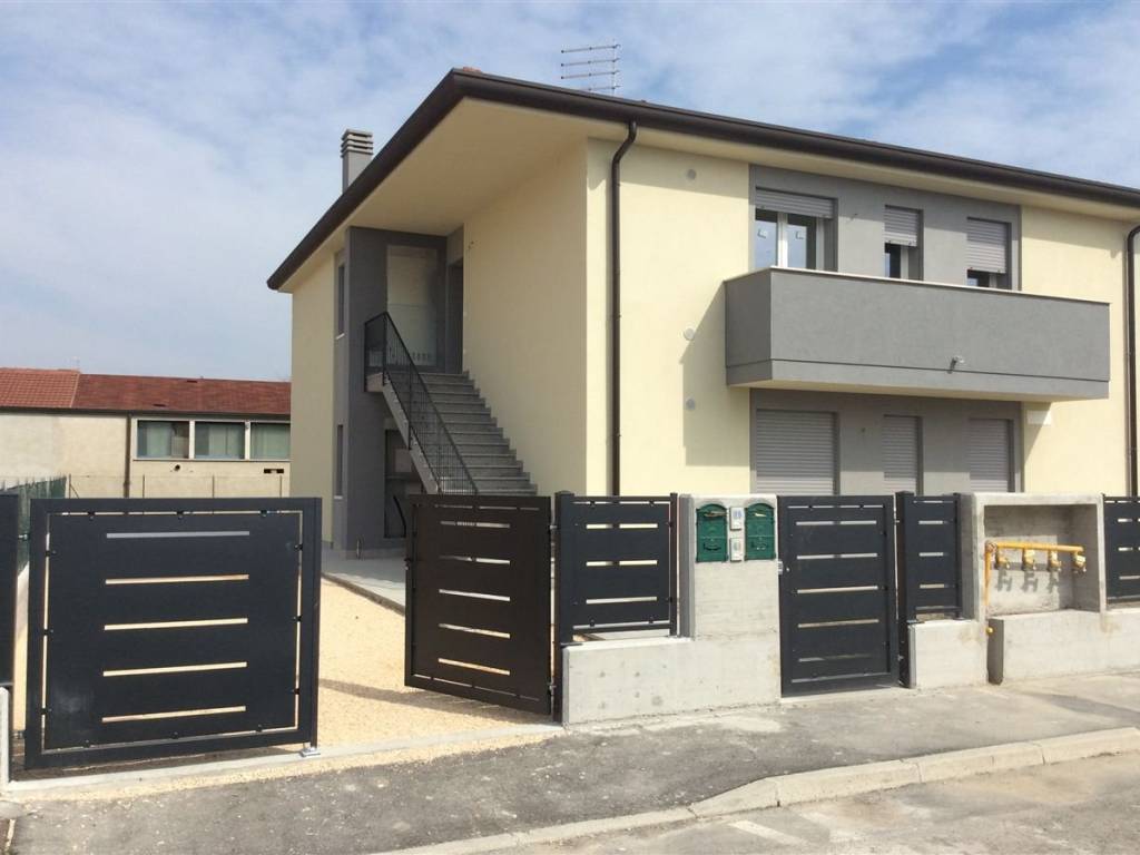 appartamento in vendita a Gavello