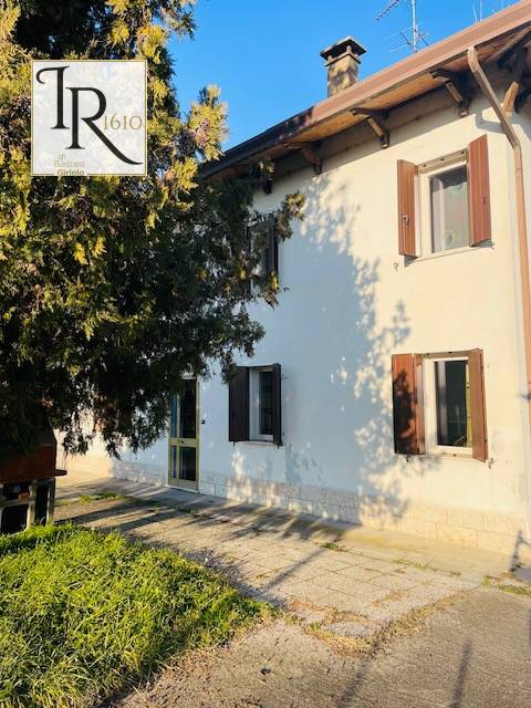 casa indipendente in vendita a Giacciano con Baruchella in zona Giacciano