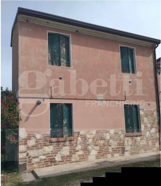 casa indipendente in vendita a Giacciano con Baruchella