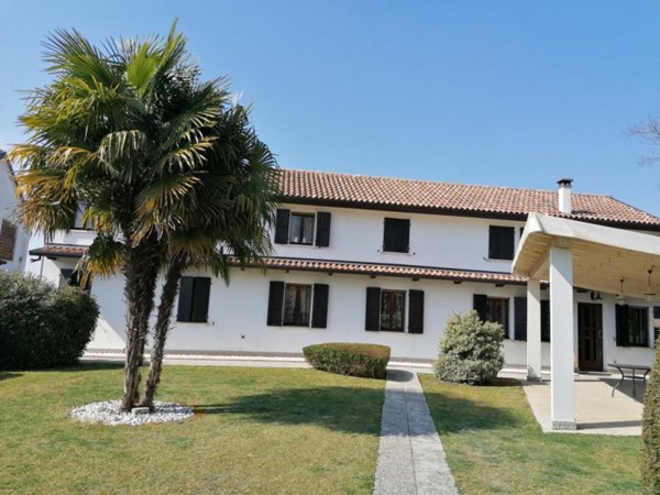 casa indipendente in vendita a Giacciano con Baruchella