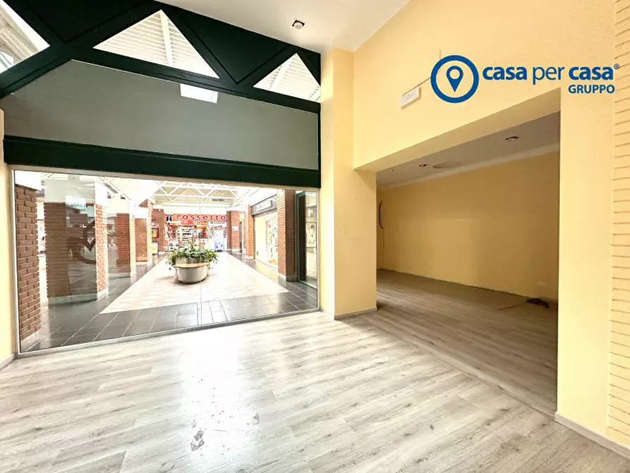 negozio in vendita a Giacciano con Baruchella