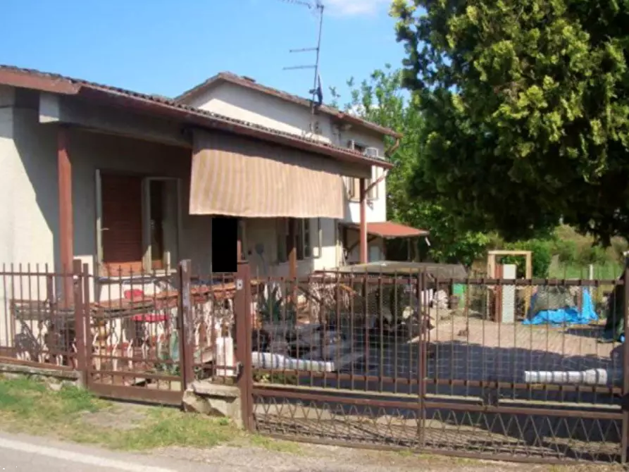 casa indipendente in vendita a Giacciano con Baruchella in zona Baruchella