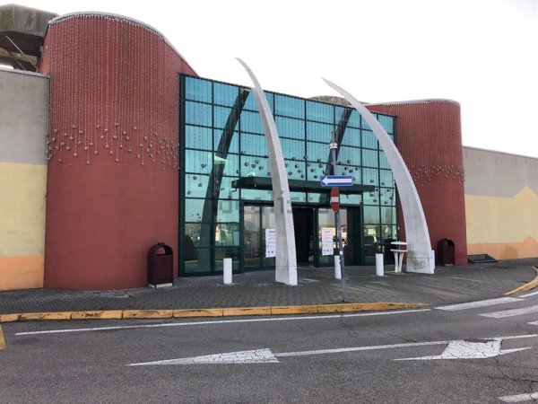 negozio in vendita a Giacciano con Baruchella