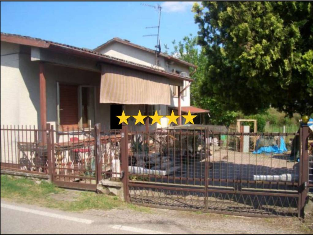 casa indipendente in vendita a Giacciano con Baruchella