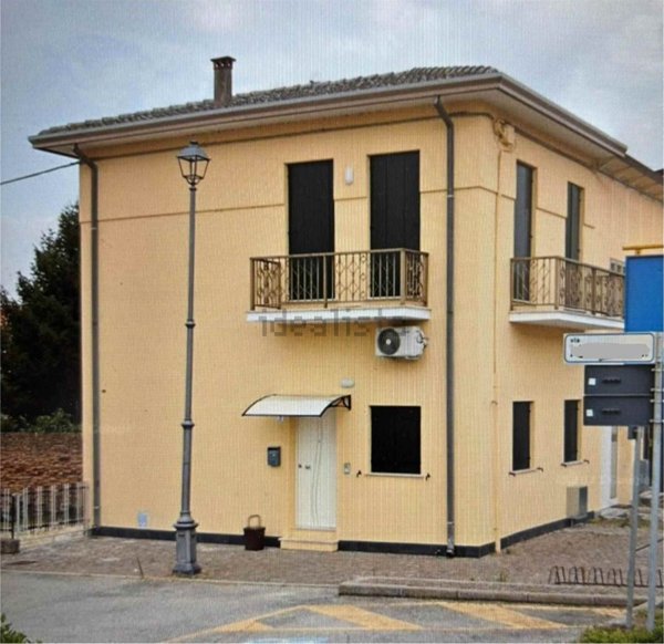 appartamento in vendita a Giacciano con Baruchella in zona Baruchella