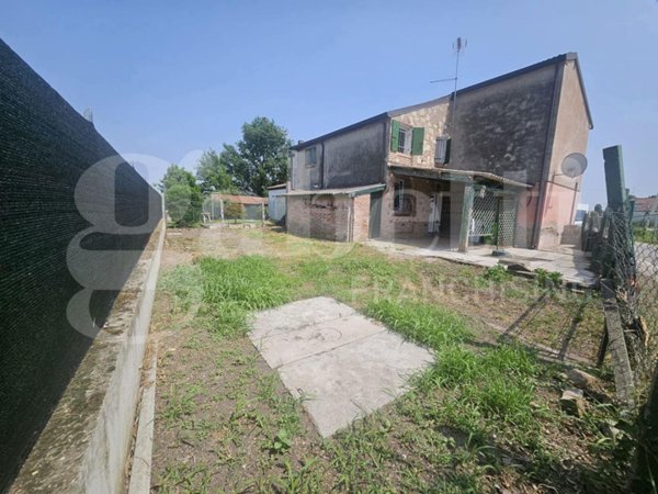casa indipendente in vendita a Giacciano con Baruchella