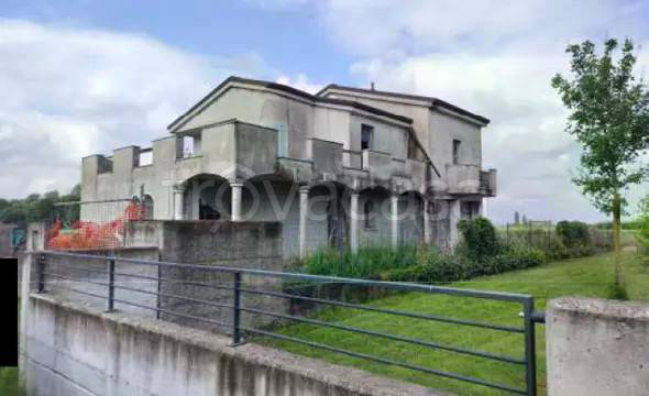 appartamento in vendita a Giacciano con Baruchella in zona Baruchella