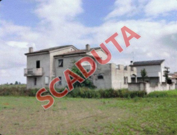 casa indipendente in vendita a Giacciano con Baruchella in zona Giacciano