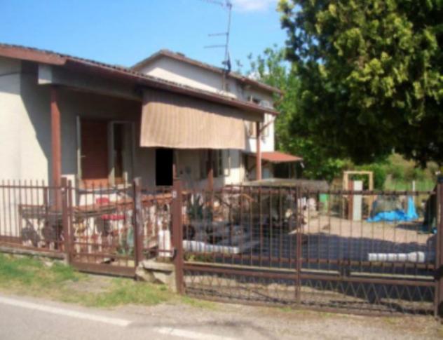 appartamento in vendita a Giacciano con Baruchella in zona Baruchella