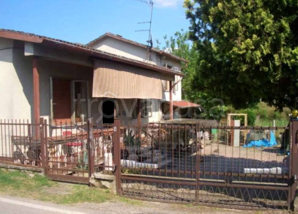 casa indipendente in vendita a Giacciano con Baruchella in zona Baruchella