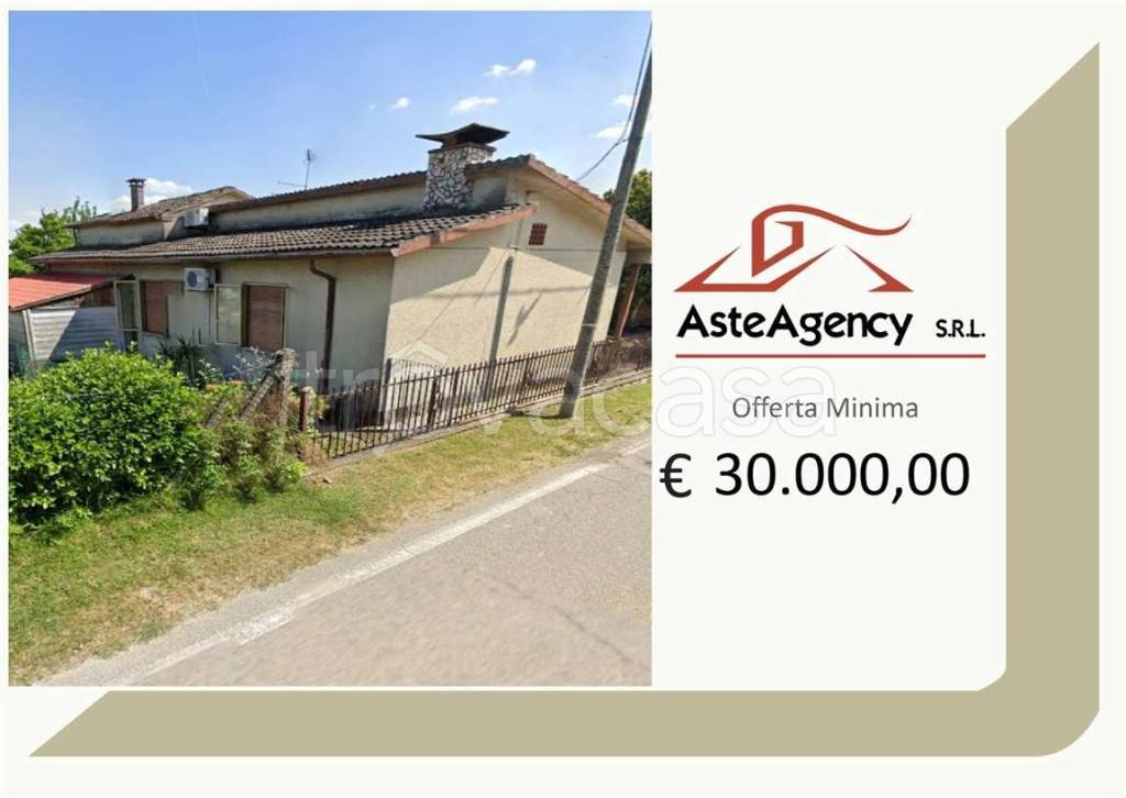 casa indipendente in vendita a Giacciano con Baruchella in zona Baruchella