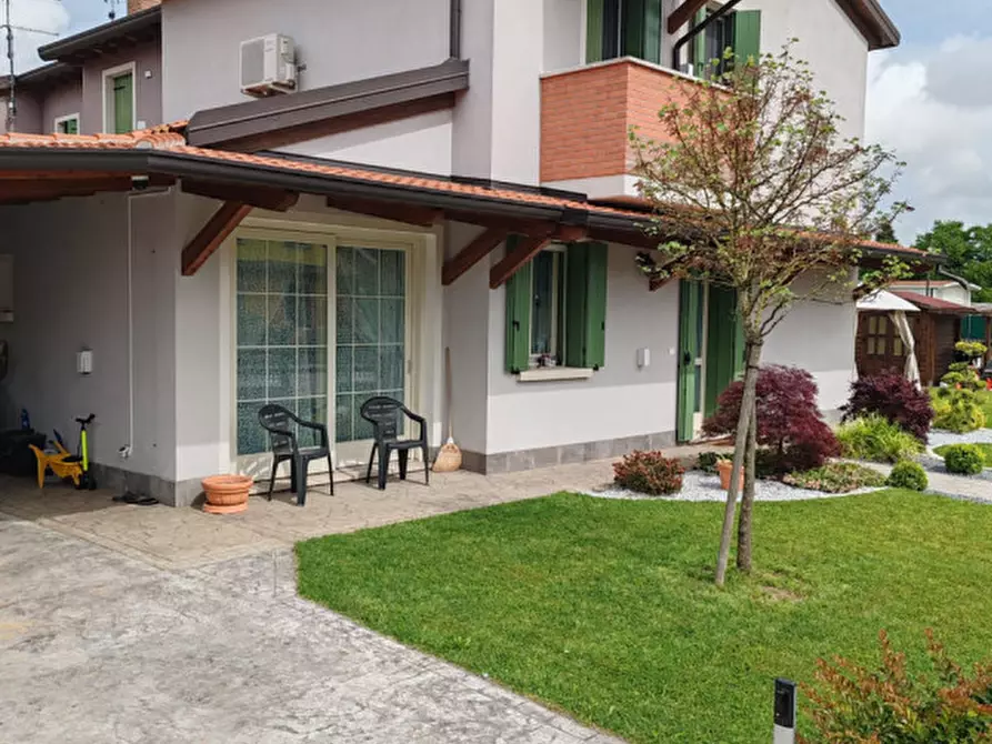 casa indipendente in vendita a Giacciano con Baruchella