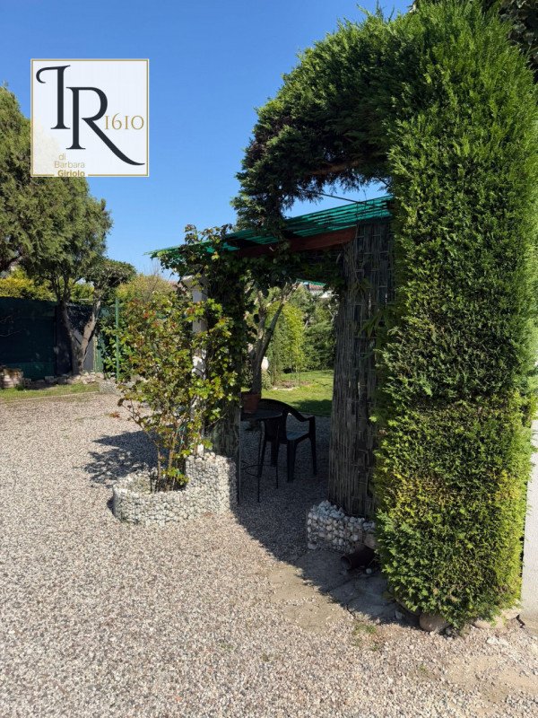 casa semindipendente in vendita a Giacciano con Baruchella