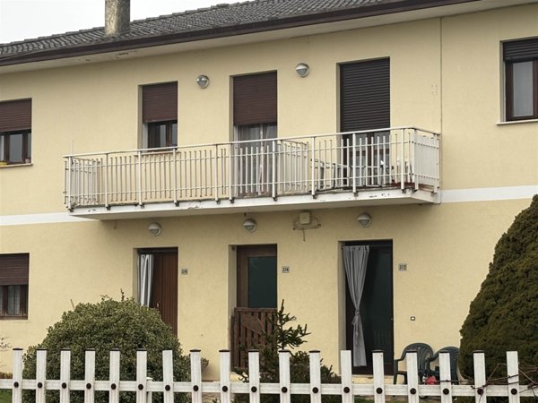 casa indipendente in vendita a Giacciano con Baruchella in zona Baruchella