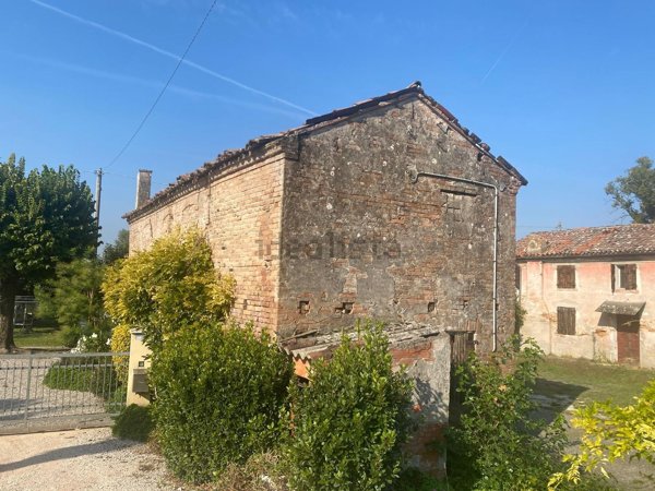 pentavano in vendita a Giacciano con Baruchella
