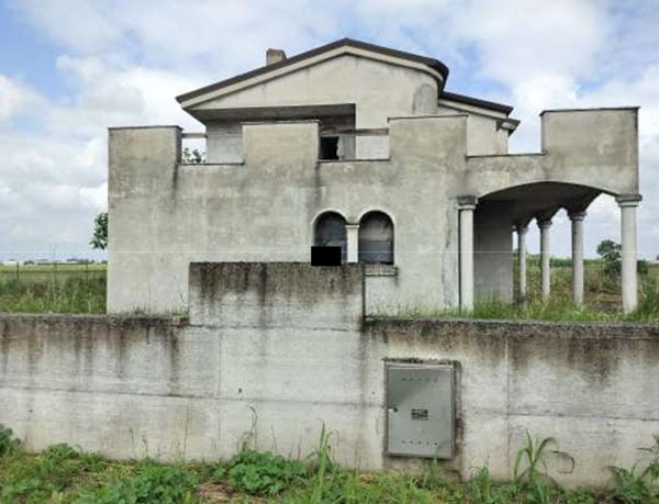 casa indipendente in vendita a Giacciano con Baruchella in zona Baruchella