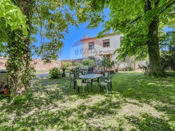 casa indipendente in vendita a Guarda Veneta