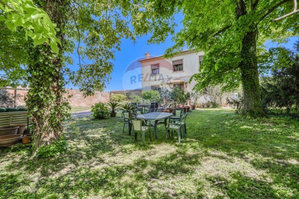 casa indipendente in vendita a Guarda Veneta