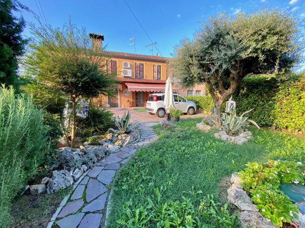 casa indipendente in vendita a Guarda Veneta