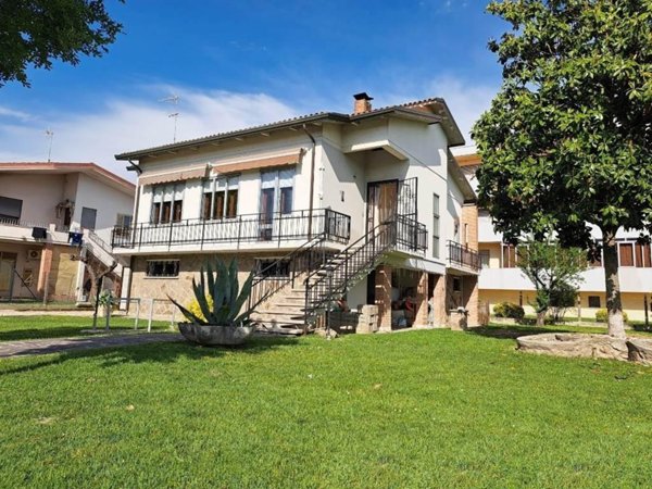 villa in vendita a Guarda Veneta